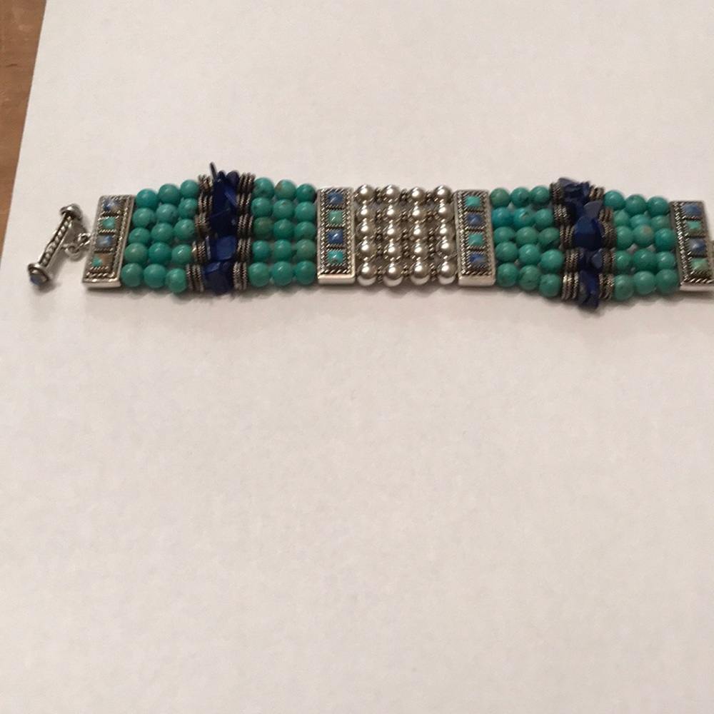 Detailed turquoise/silver bracelet